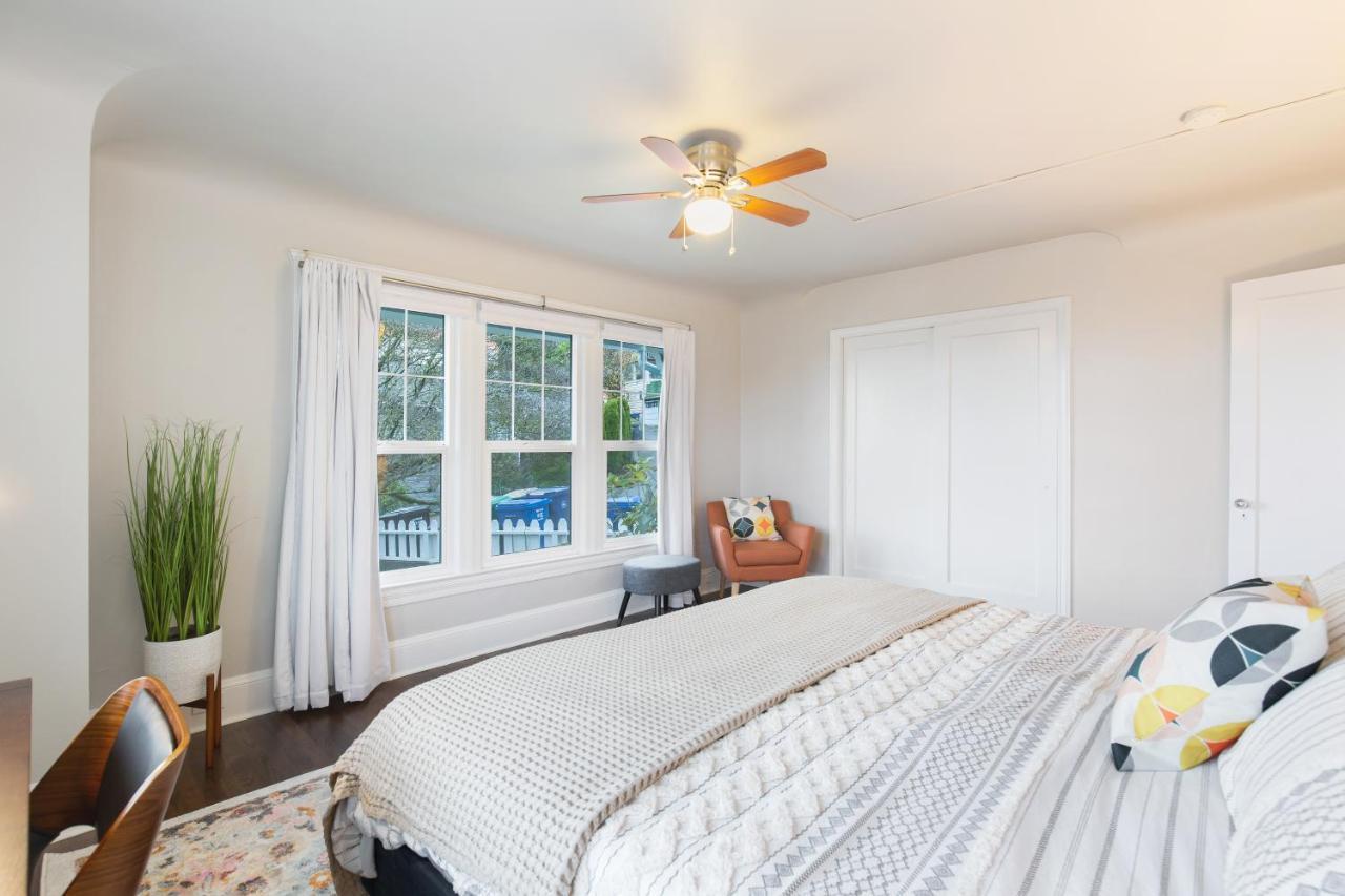Alki Beach, 3Br, Prime Location, Steps To Beach Villa Seattle Exteriör bild
