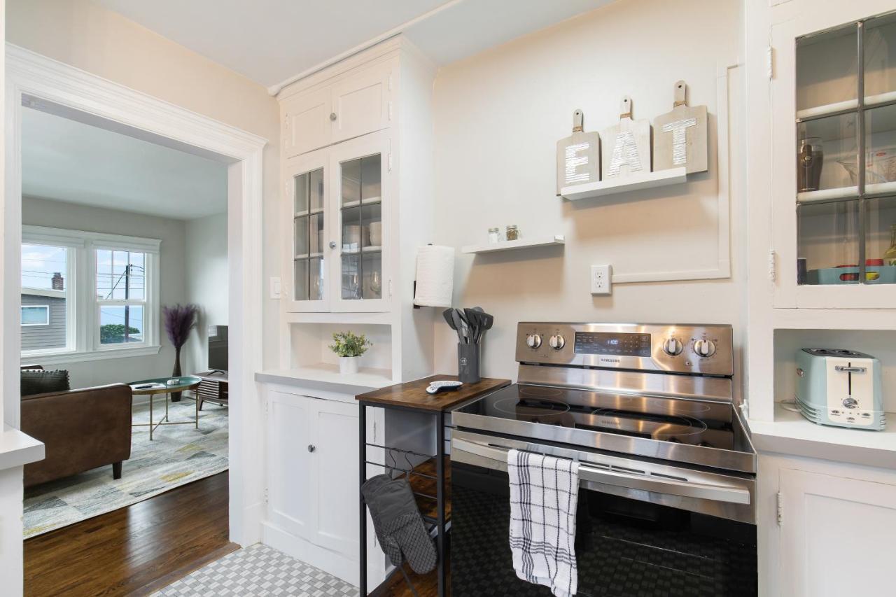 Alki Beach, 3Br, Prime Location, Steps To Beach Villa Seattle Exteriör bild