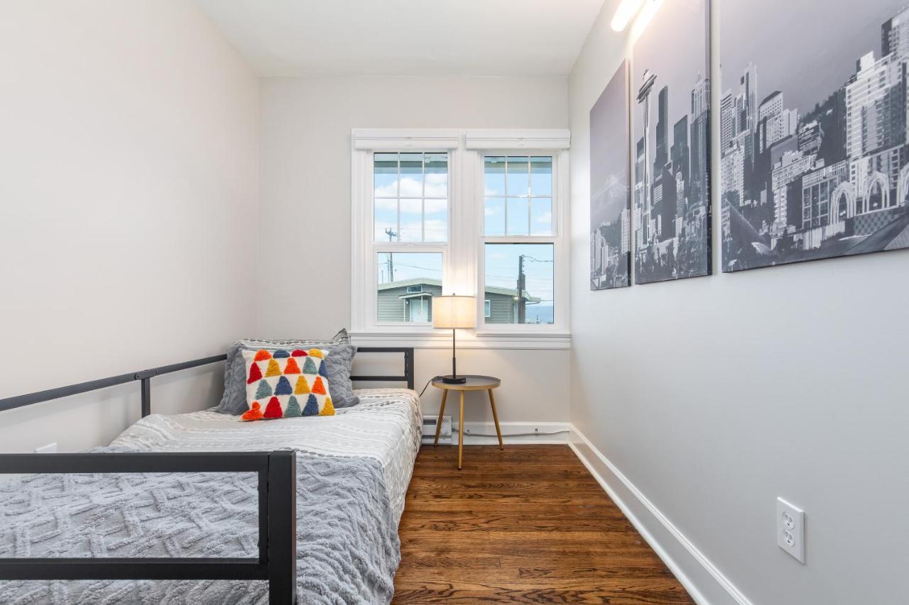 Alki Beach, 3Br, Prime Location, Steps To Beach Villa Seattle Exteriör bild